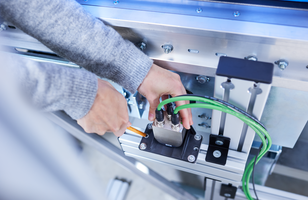 Encoder Isolation Encoders: Your invisible automation helper - SICK Sensor Connection